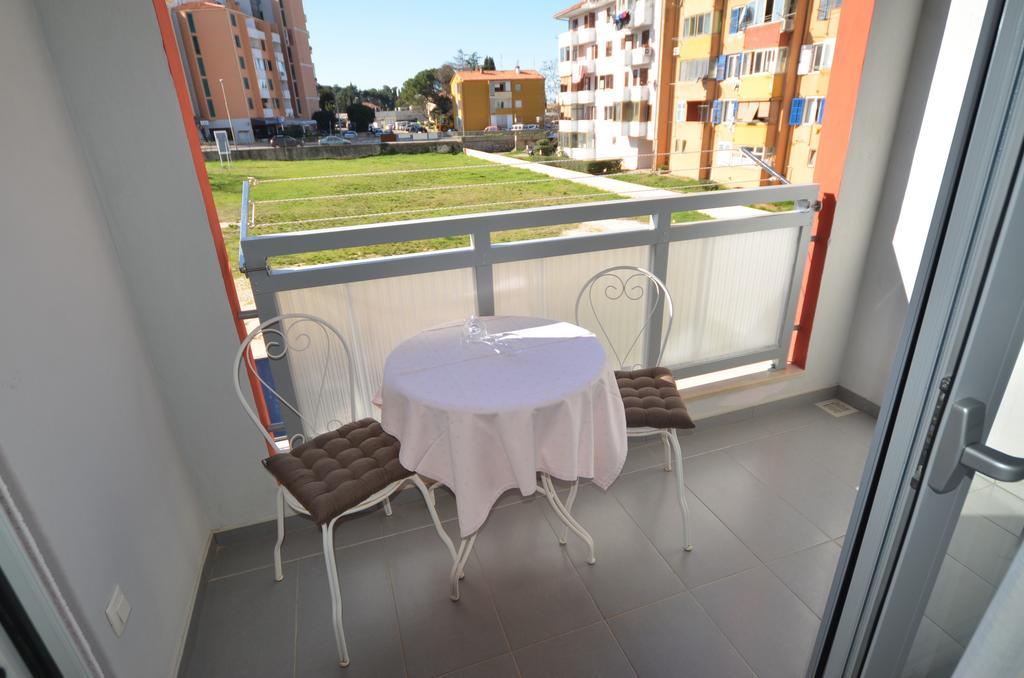 Apartment Dina 52 Rovinj Buitenkant foto