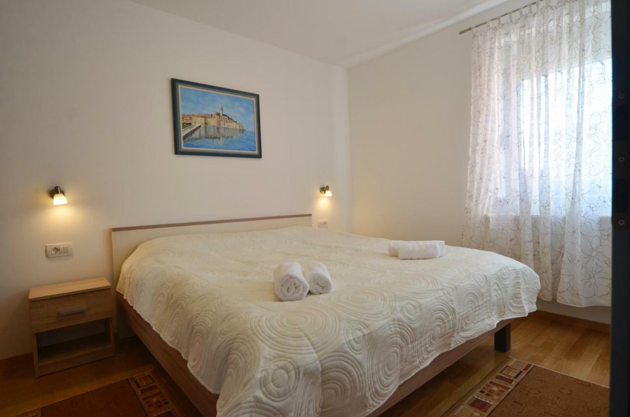 Apartment Dina 52 Rovinj Buitenkant foto